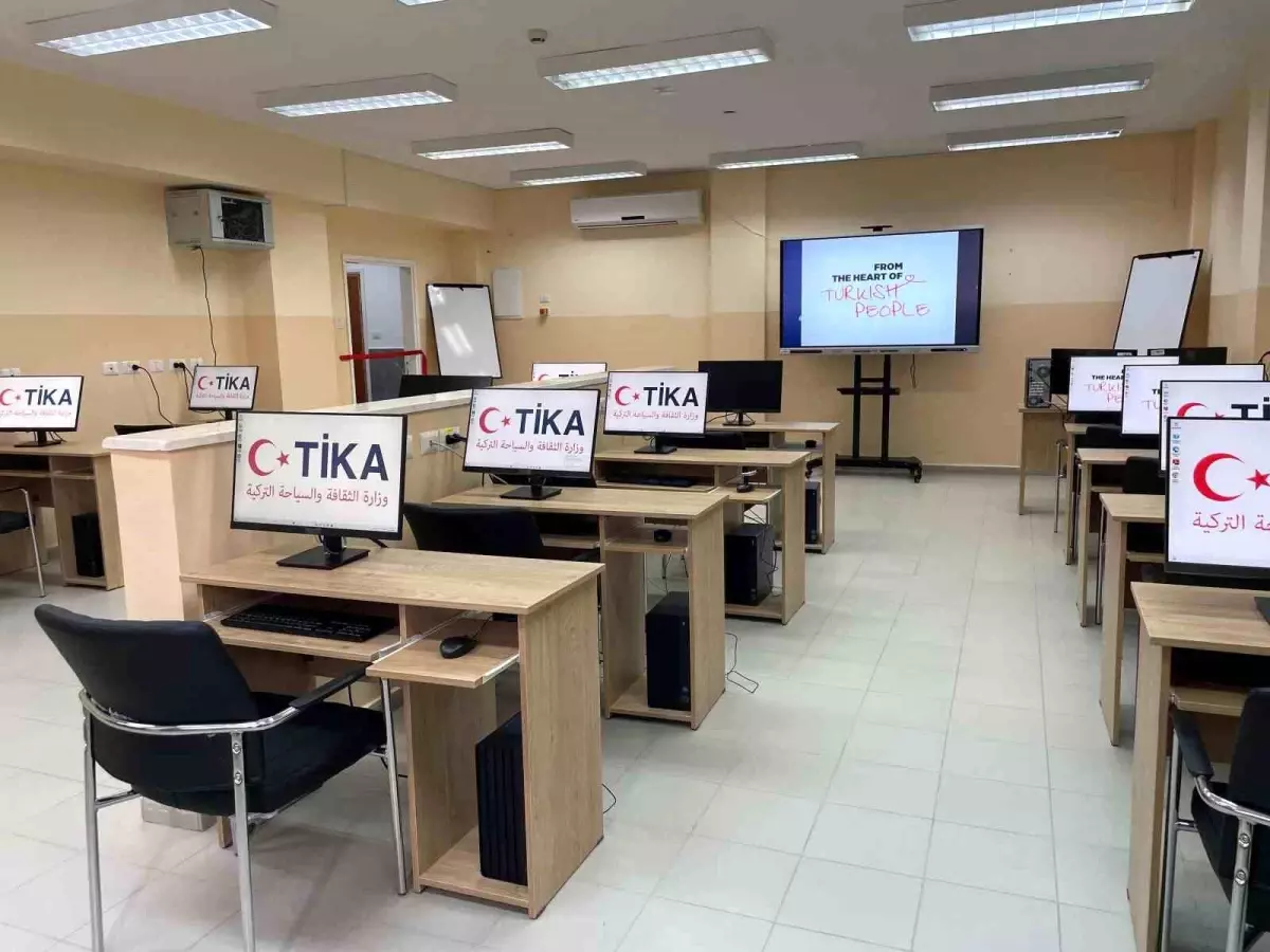 TİKA, Kudüs’te Filistinli Kadınlar için Dijital Eğitim Salonu Kurdu
