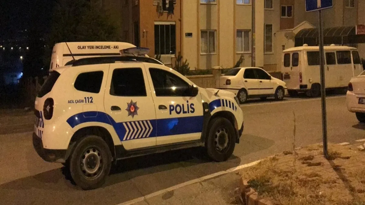 17 yaşındaki kız, erkek arkadaşı tarafından tabancayla bacağından vuruldu