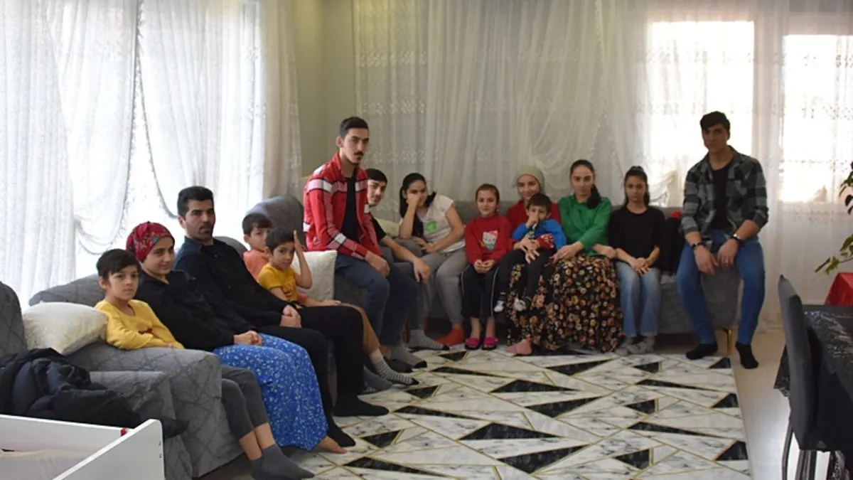Ordu’da Kıv çifti 14 çocuğu, 2 torunu ve 2 geliniyle aynı evde: Evde gırgır, şamata eksik olmaz!
