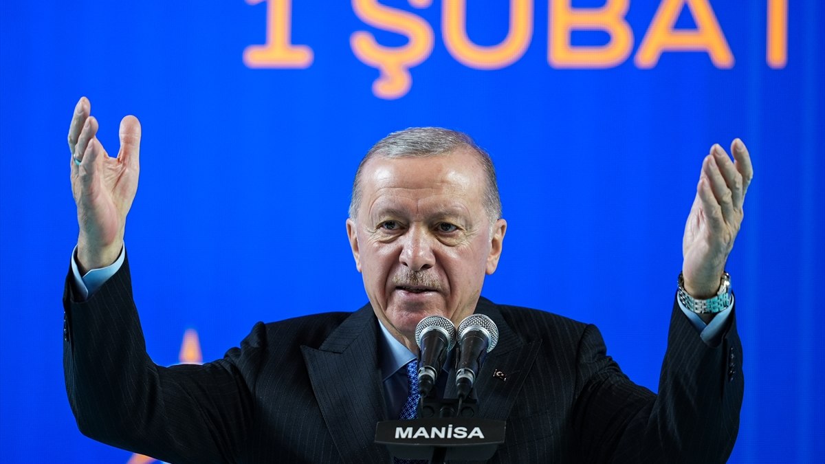 Cumhurbaşkanı Erdoğan: Adliye önünde terör örgütlerine ait slogan attılar