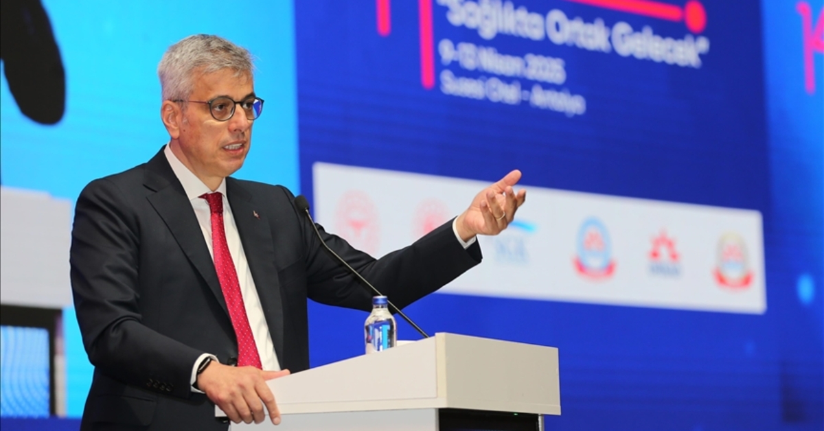 Sağlık Bakanı Memişoğlu: Kontrolümüz haricinde hiçbir sağlık hizmetinin verilmesini istemiyoruz