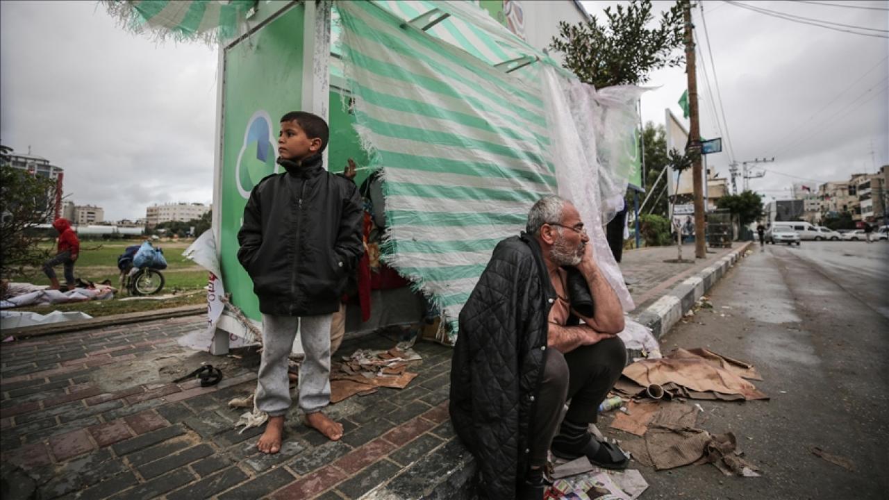 Katil İsrail’in Gazze’ye saldırılarında can kaybı 52 bin 495’e yükseldi